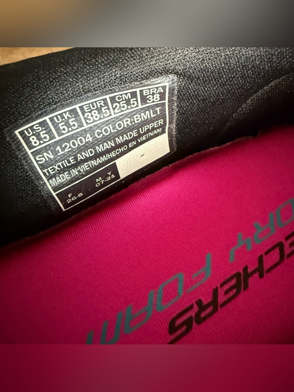 Skechers Sneakers - Picture 10 of 10